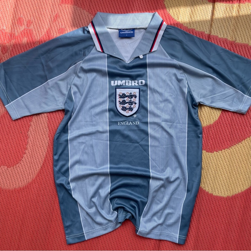 Retro Umbro England Football Jersey 1996/97